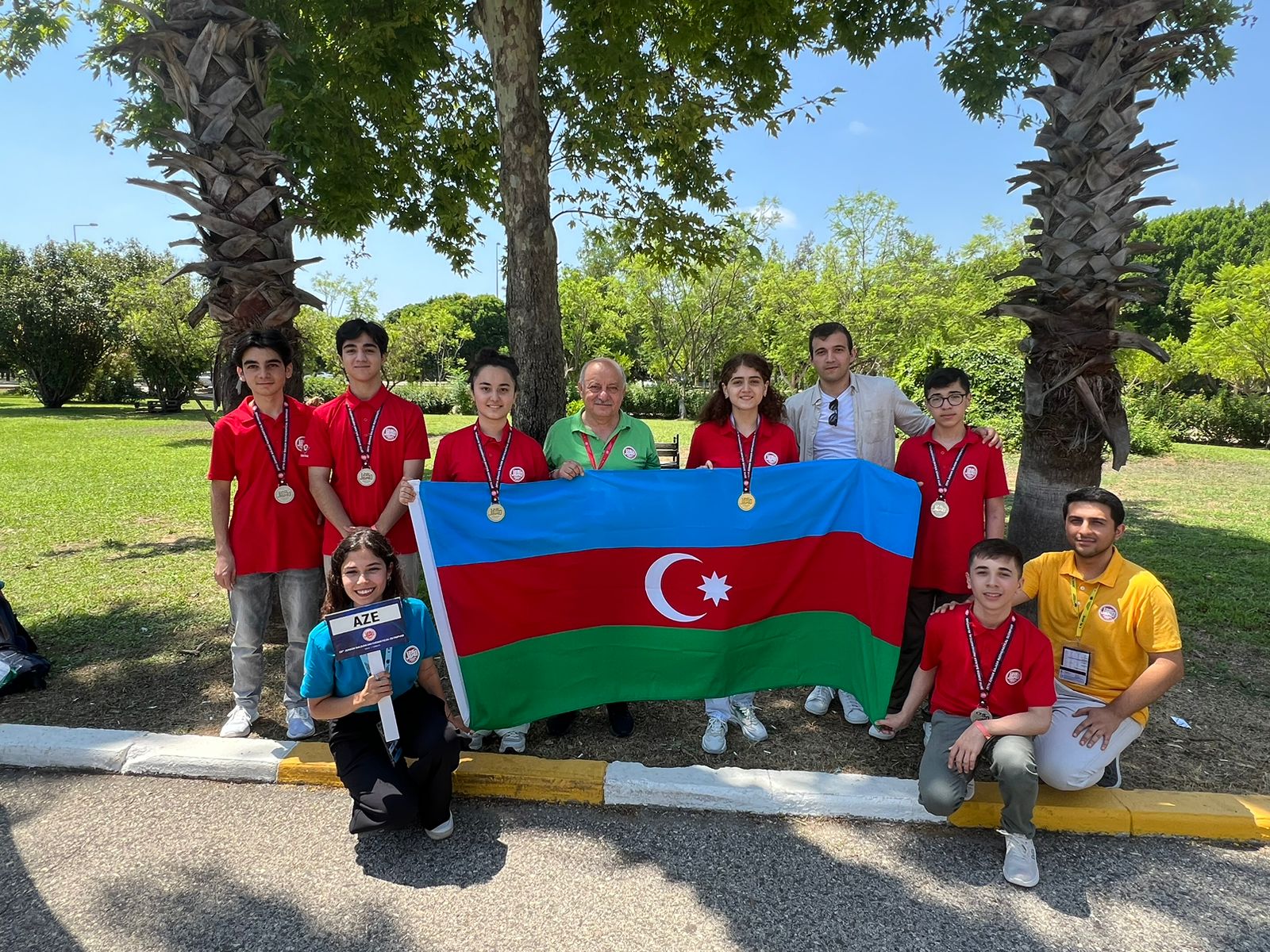 Məktəblilərimiz 28-ci Balkan Riyaziyyat Olimpiadasında uğurla çıxış ediblər